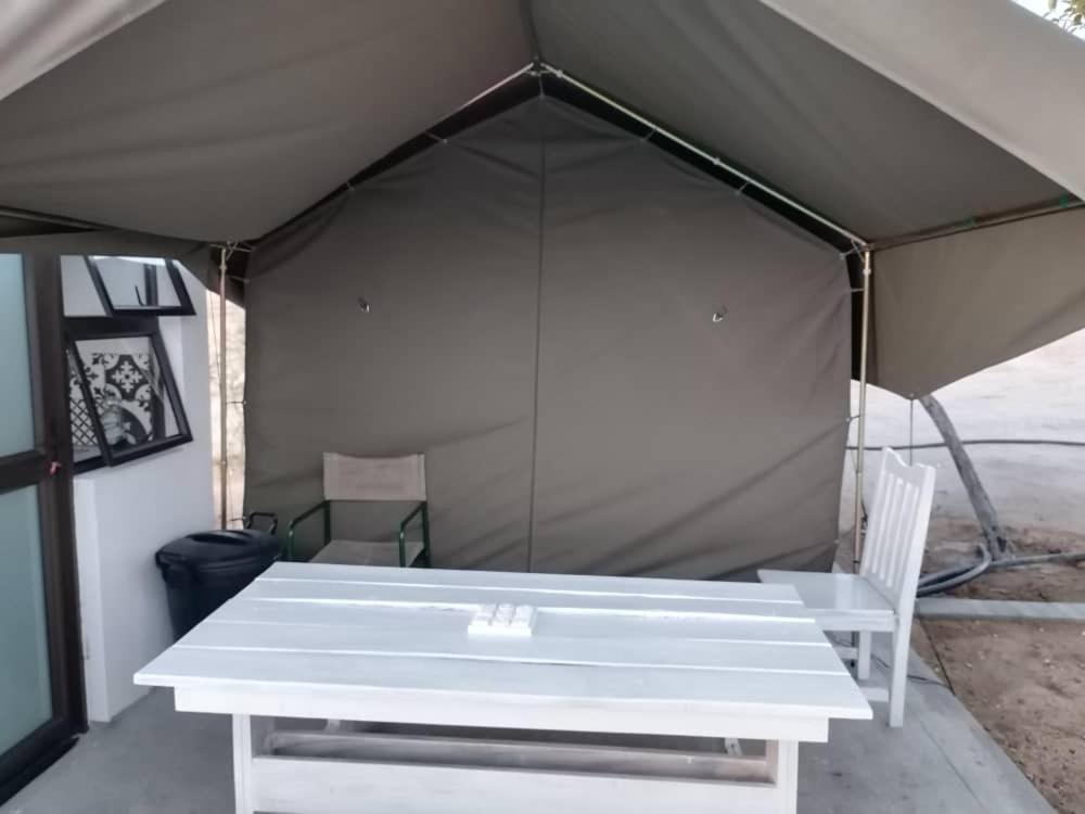 Achab Self Catering Tent Usakos Extérieur photo
