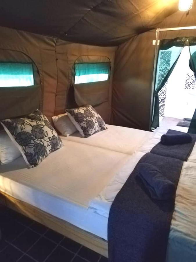 Achab Self Catering Tent Usakos Extérieur photo